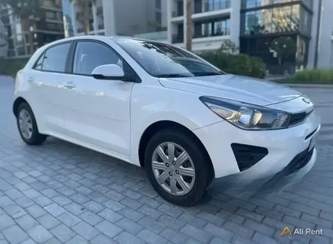 إيجار Kia Rio 2022 في دبي