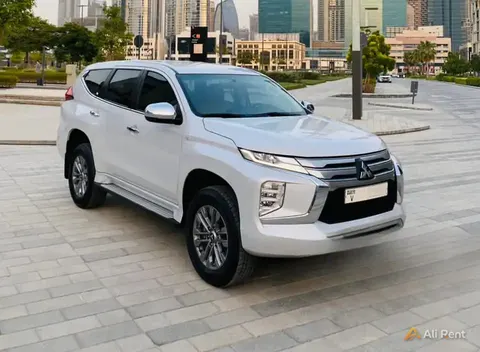 إيجار Mitsubishi Montero Sport 2024 في دبي