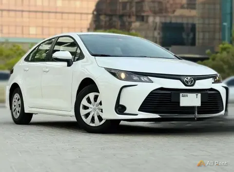 إيجار Toyota corolla 2022 في دبي