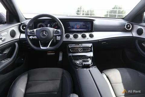 إيجار Mercedes-Benz E180 2018 في إسطنبول