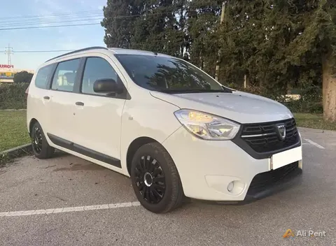 إيجار Dacia Lodgy 2020 في إسطنبول