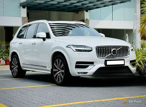 إيجار Volvo XC90 2021 في إسطنبول