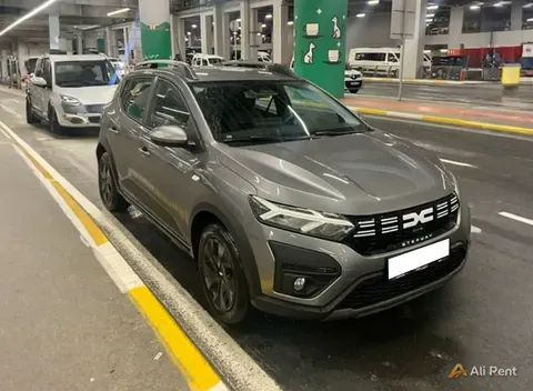 إيجار Dacia Stepway 2024 في إسطنبول