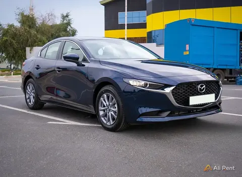 إيجار Mazda 3 2022 في دبي