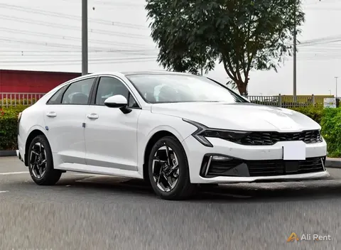 إيجار Kia k5 2024 في دبي