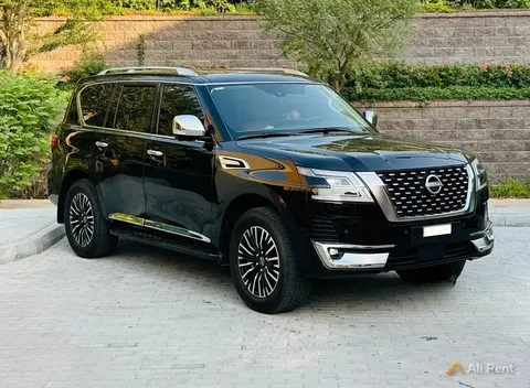 إيجار Nissan Patrol 2024 في دبي