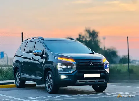 إيجار Mitsubishi xpander 2024 في دبي