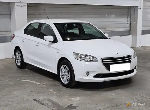إيجار Peugeot 301 2020 في إسطنبول