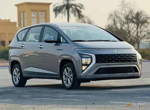إيجار Hyundai Stargazer 2025 في دبي