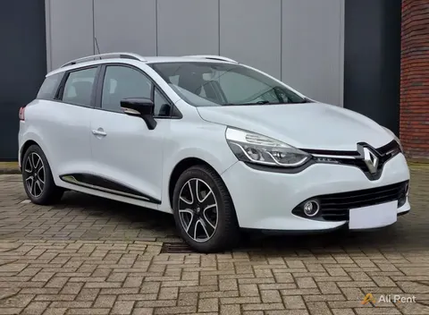 إيجار Renault CLIO Wagon 2023 في إسطنبول